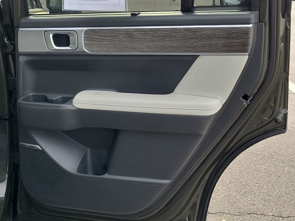 2024 Hyundai Santa Fe Limited photo 31