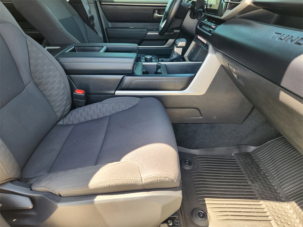 2025 Toyota Tundra SR5 photo 12