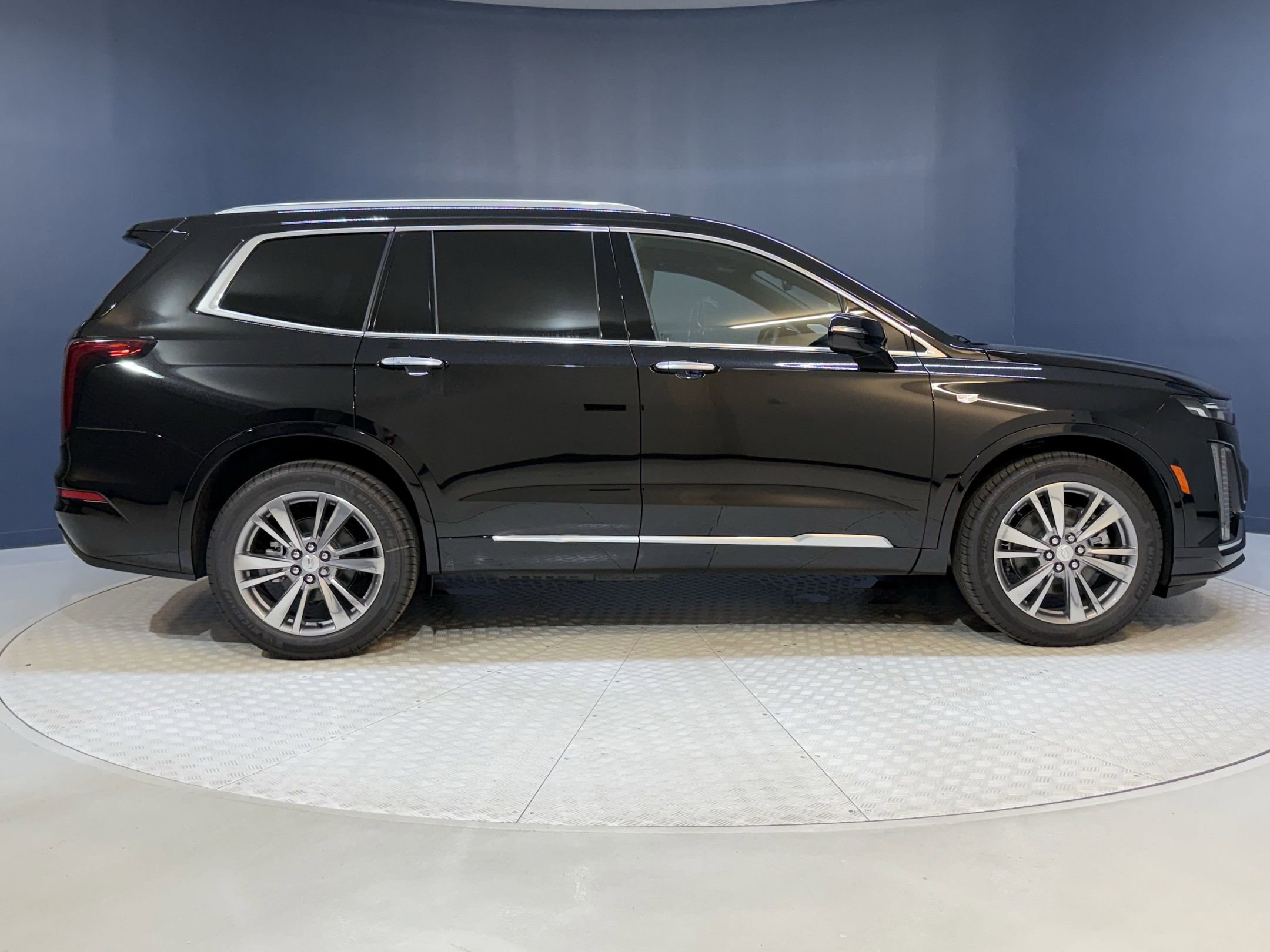 2025 Cadillac XT5 Premium Luxury photo 8