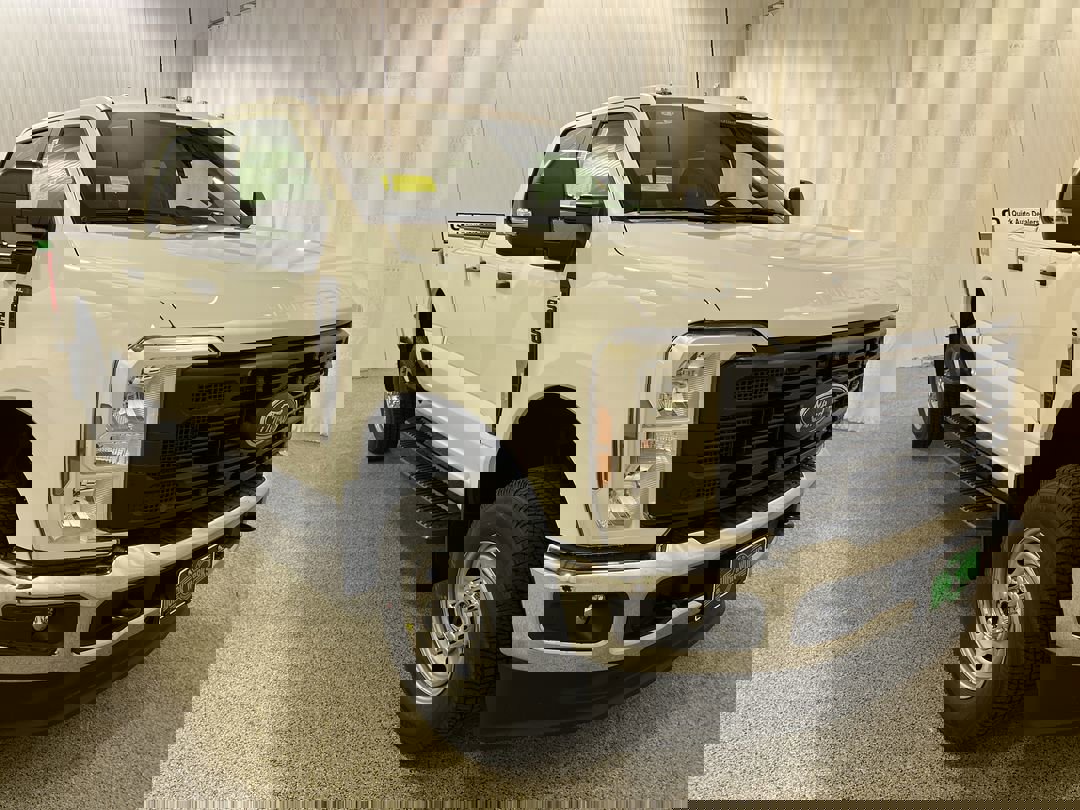 New 2025 OXFORD WHITE Ford XL image 1