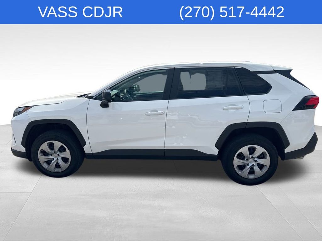 2024 Toyota RAV4 LE photo 3
