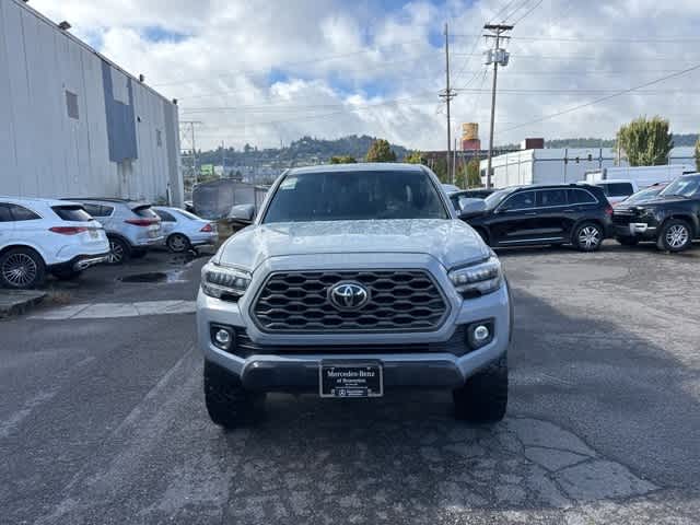 2020 Toyota Tacoma TRD photo 2