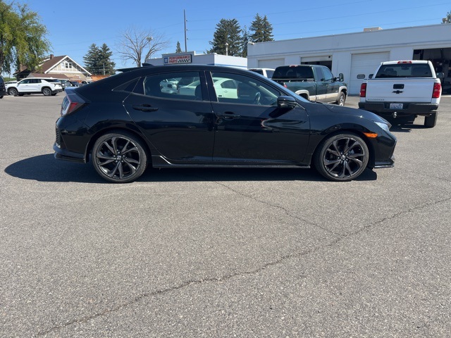 2018 Honda Civic Sport Touring photo 2