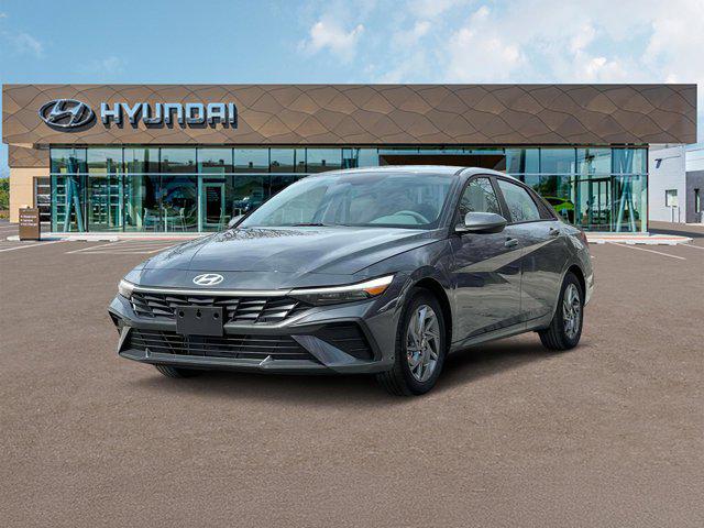 2025 Hyundai Elantra Blue's photo