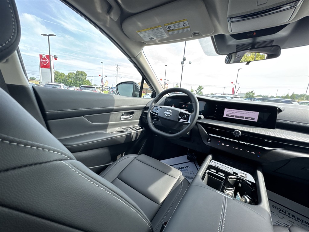2025 Nissan Murano SV photo 14
