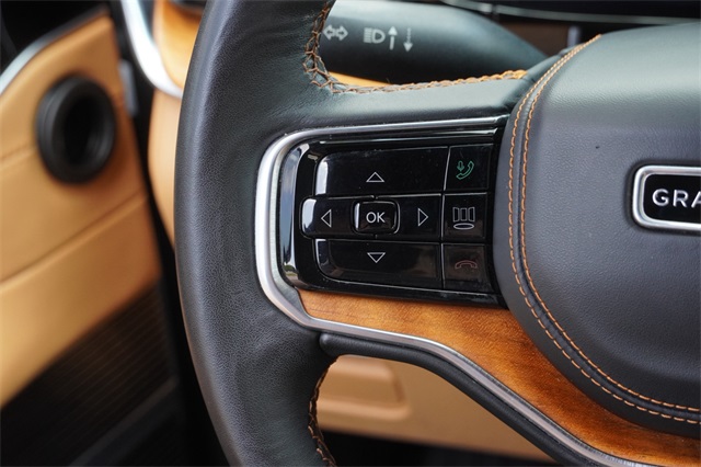 2023 Jeep Grand Wagoneer III photo 25