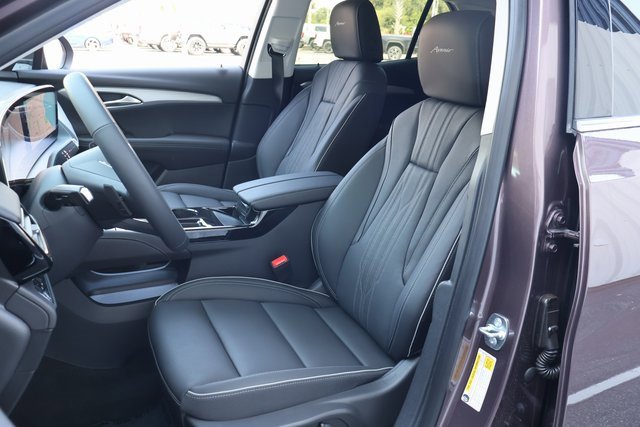 2025 Buick Envision Avenir photo 11