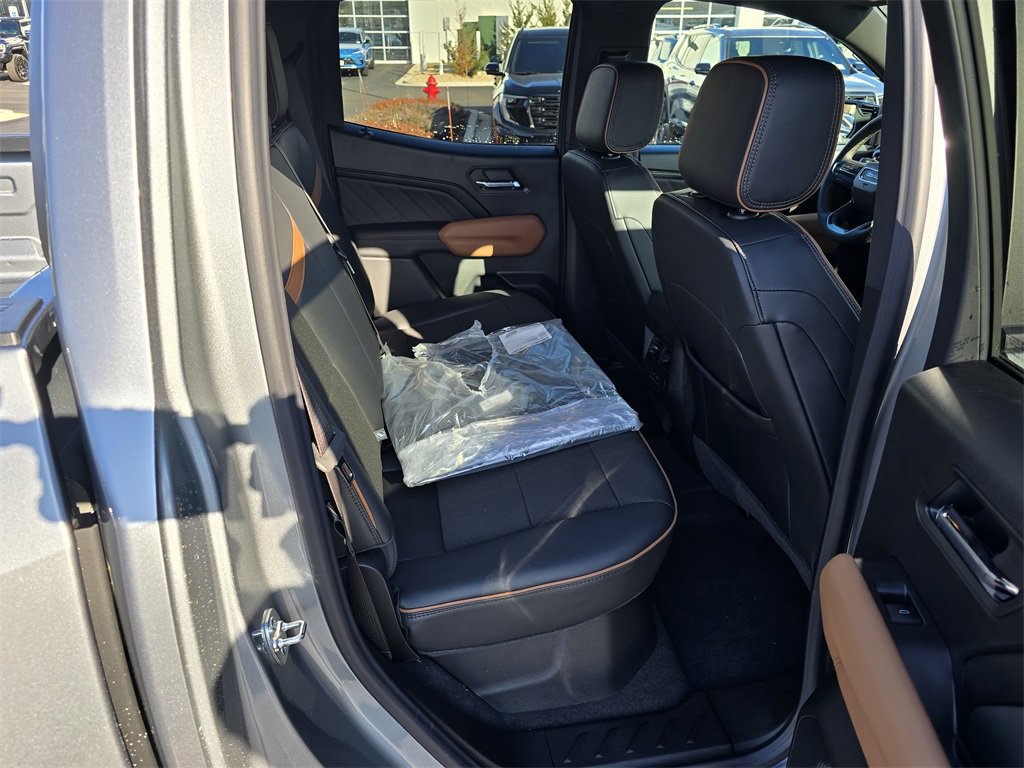 2025 Gmc Canyon AT4 photo 28