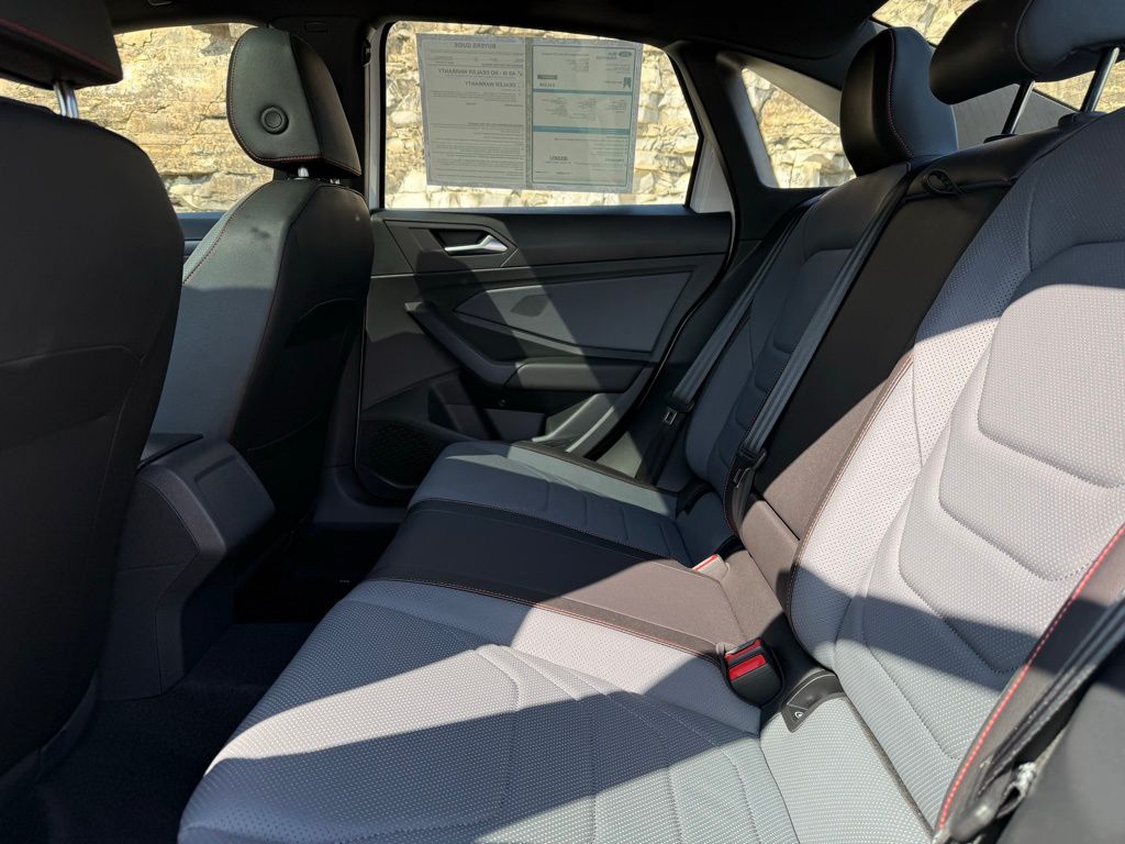 2025 Volkswagen Jetta GLI 2.0T Autobahn photo 10