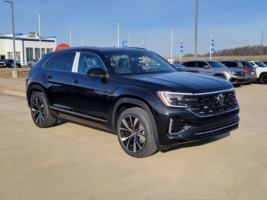 2026 Volkswagen Atlas Cross Sport SEL Premium R-LINE's photo