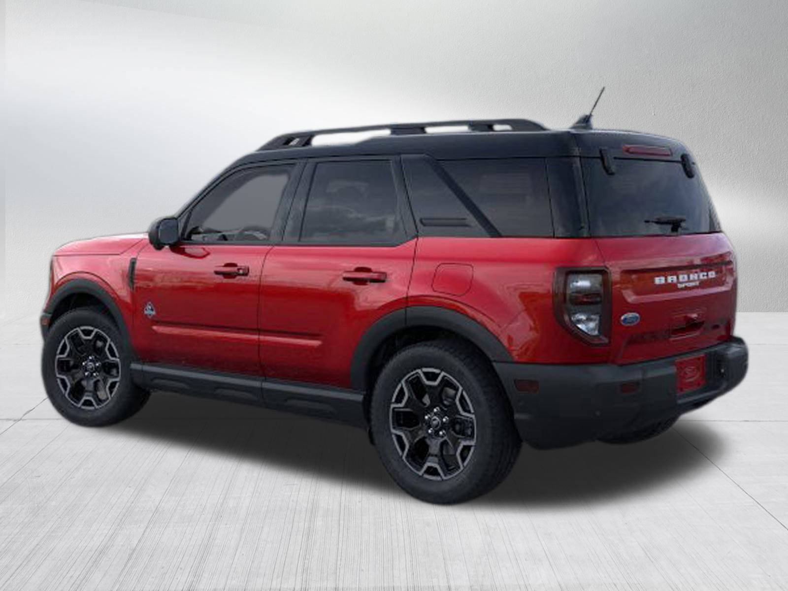 2025 Ford Bronco Sport Outer Banks photo 3