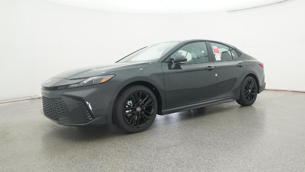 2026 Toyota Camry SE photo 5