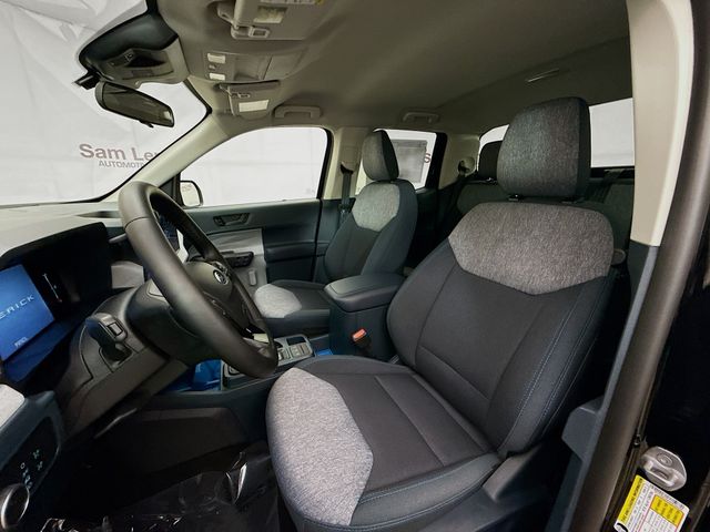 2025 Ford Maverick XLT photo 17