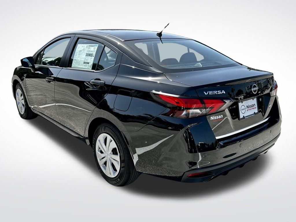 2025 Nissan Versa S photo 3