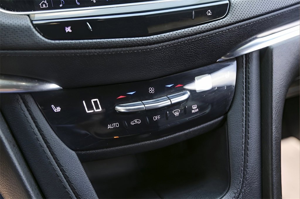 2023 Cadillac XT5 Luxury photo 18