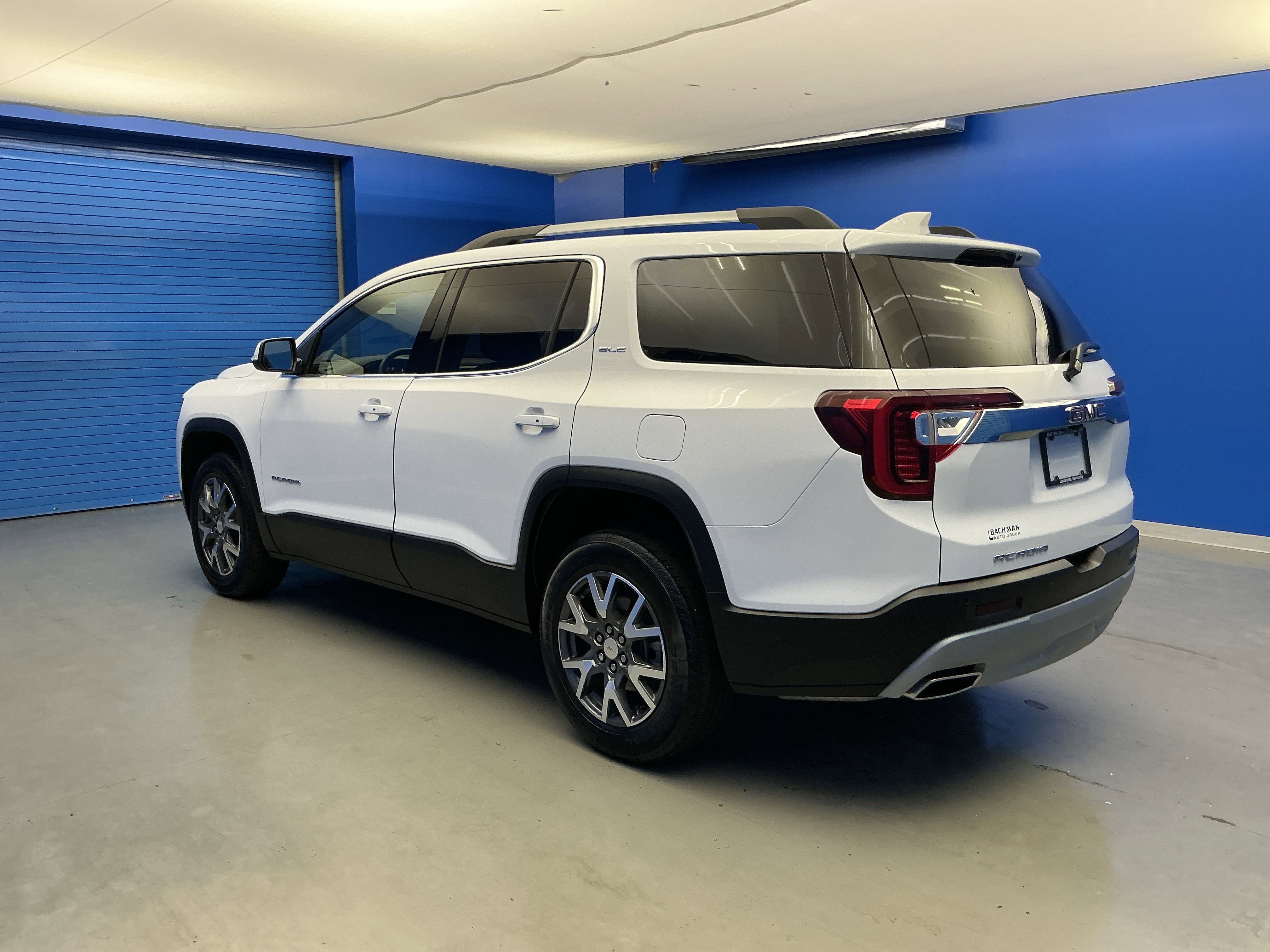 2023 Gmc Acadia SLE photo 4