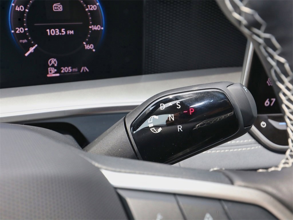 2025 Volkswagen Tiguan SE photo 23