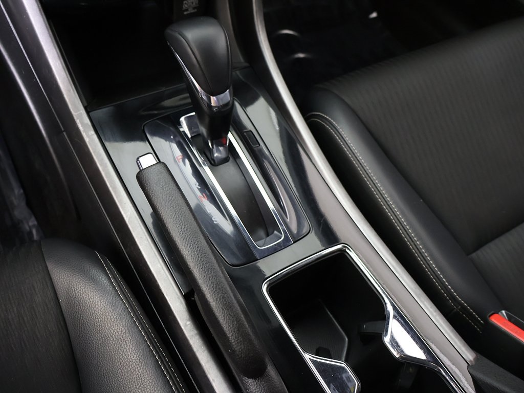 2016 Honda Accord Sport photo 32