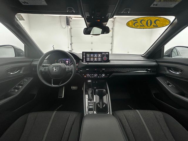 2025 Honda Accord Hybrid Sport photo 2