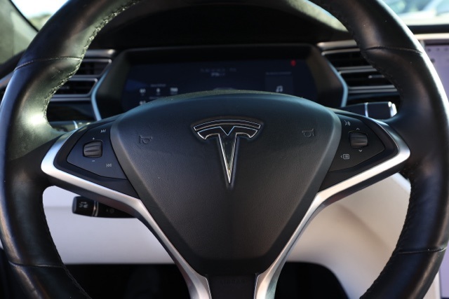 2017 Tesla Model S 75D photo 20