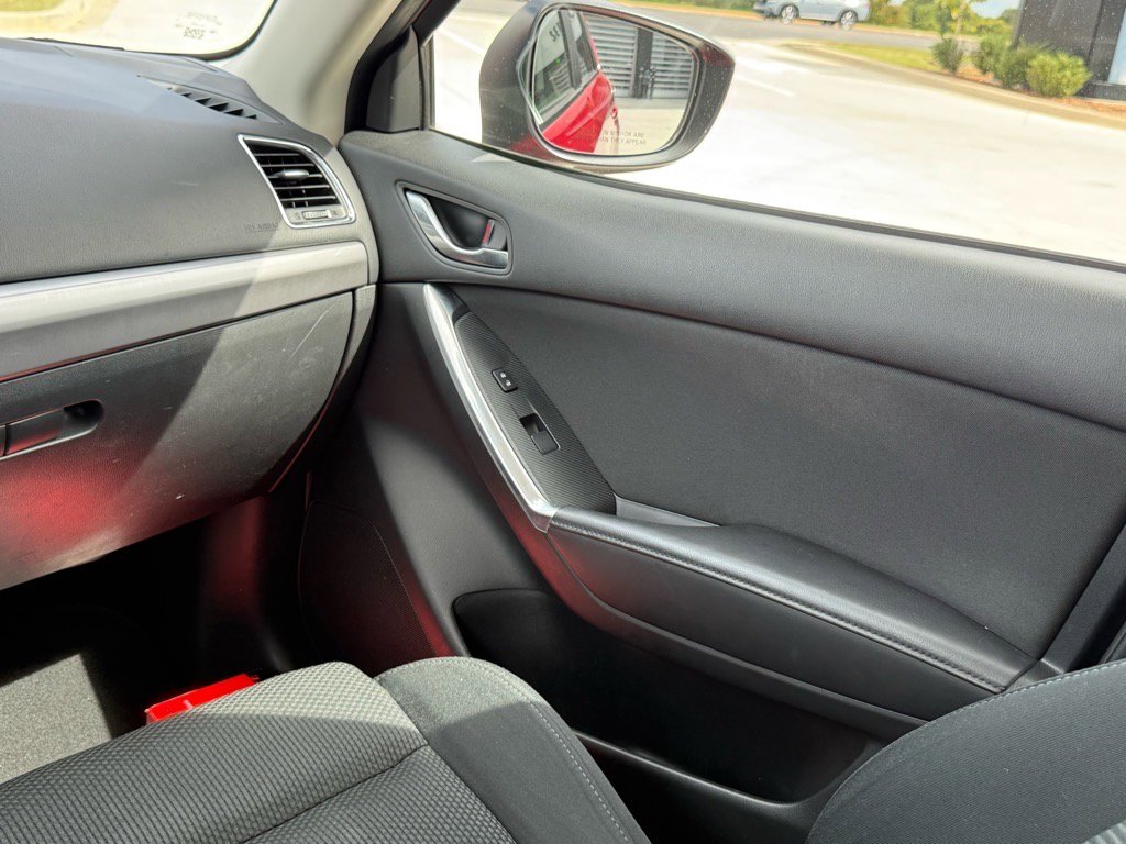 2016 Mazda CX-5 Touring photo 11