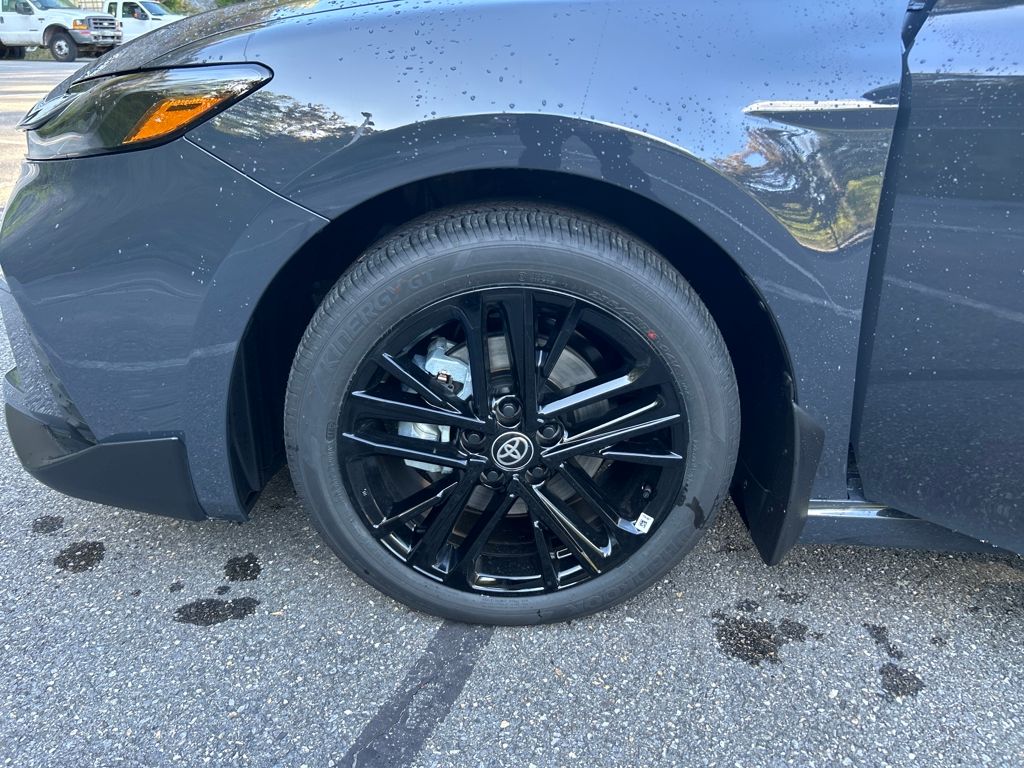 2026 Toyota Camry SE photo 27