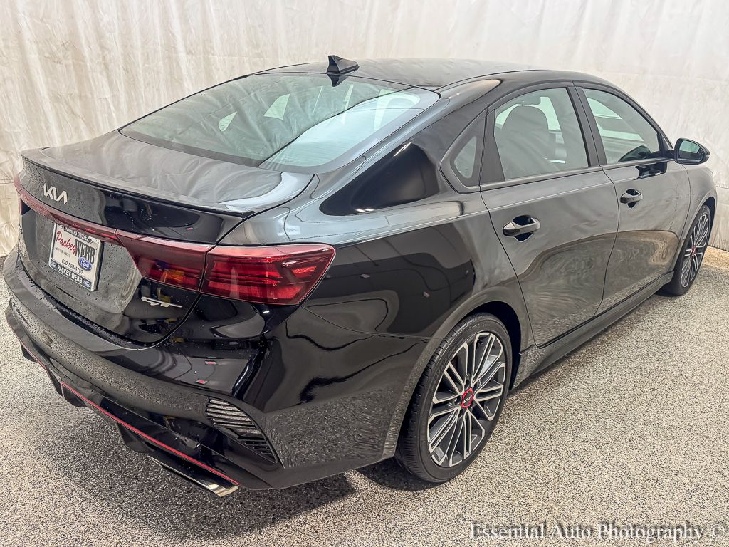 2023 KIA FORTE - Image 9