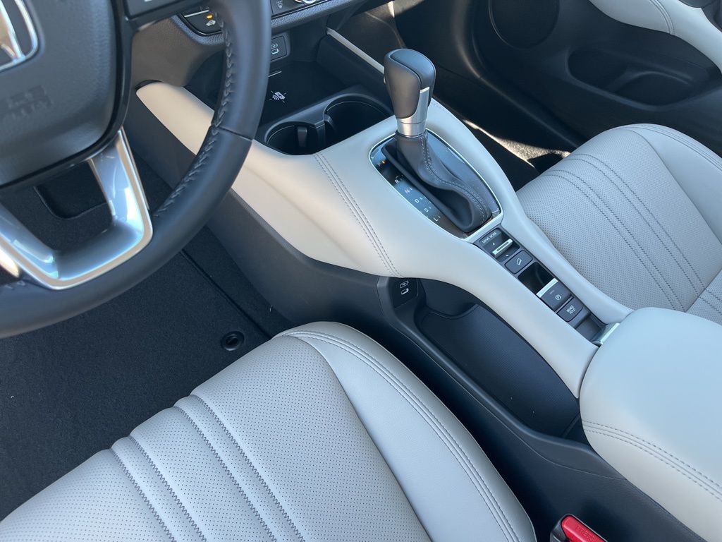 2026 Honda HR-V EX-L photo 8