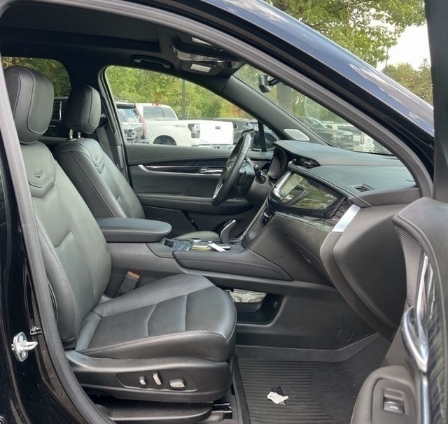 2024 Cadillac XT6 Premium Luxury photo 11