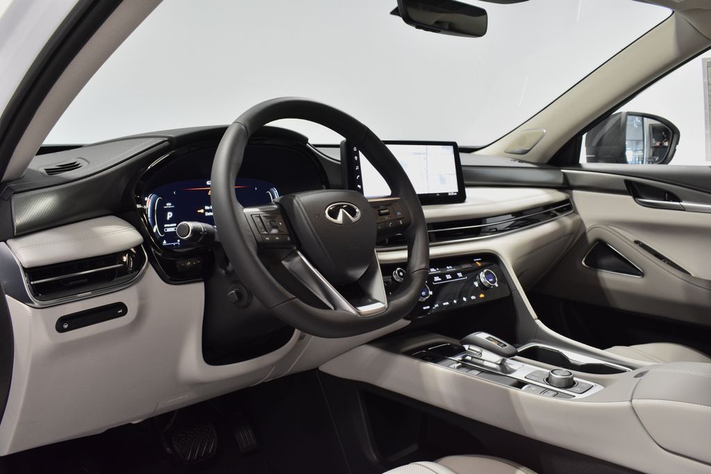 2026 Infiniti QX60 Luxe AWD photo 12