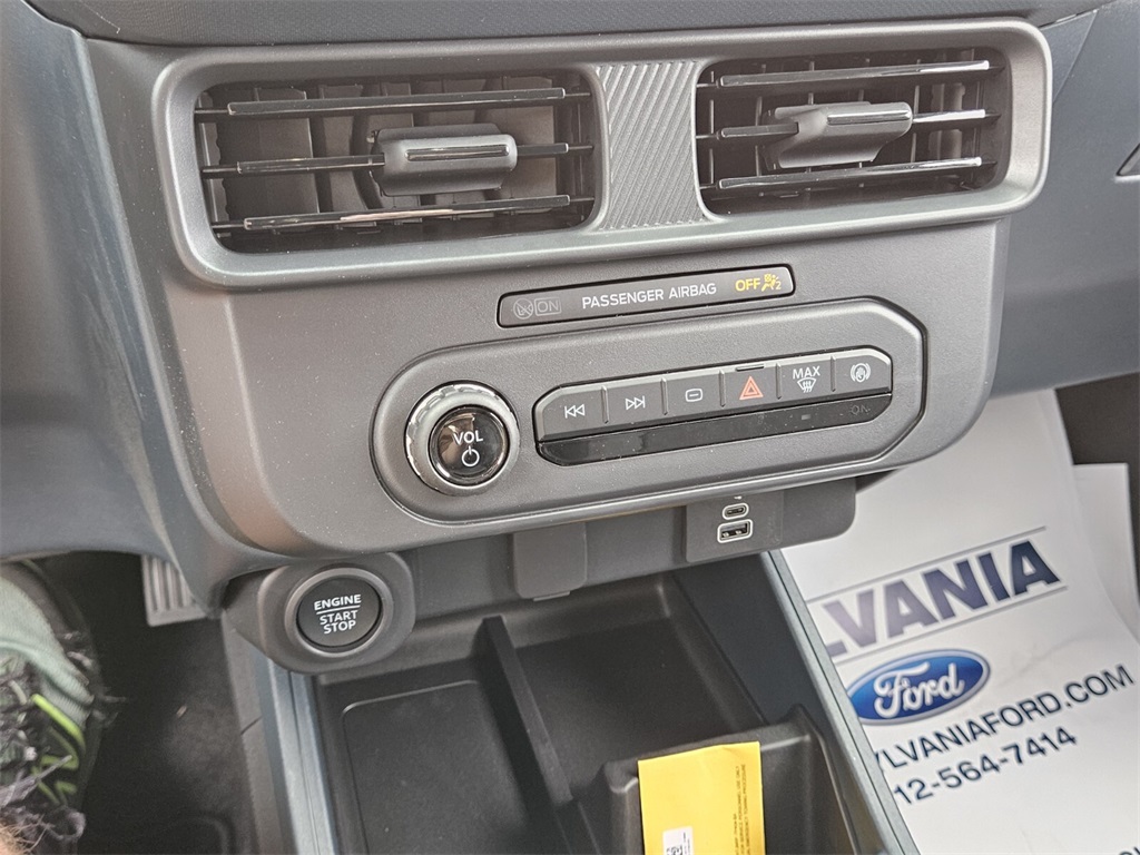 2025 Ford Maverick XLT photo 16