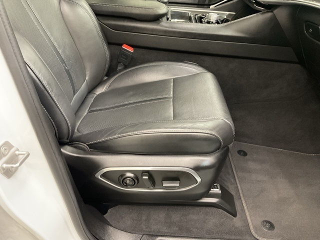 2022 Jeep Wagoneer Series II photo 16