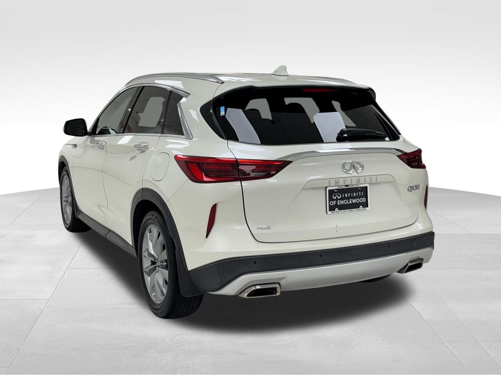 2020 Infiniti QX50 Luxe AWD photo 5
