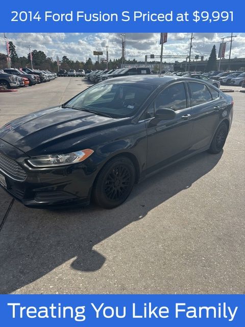 2014 Ford Fusion S's photo