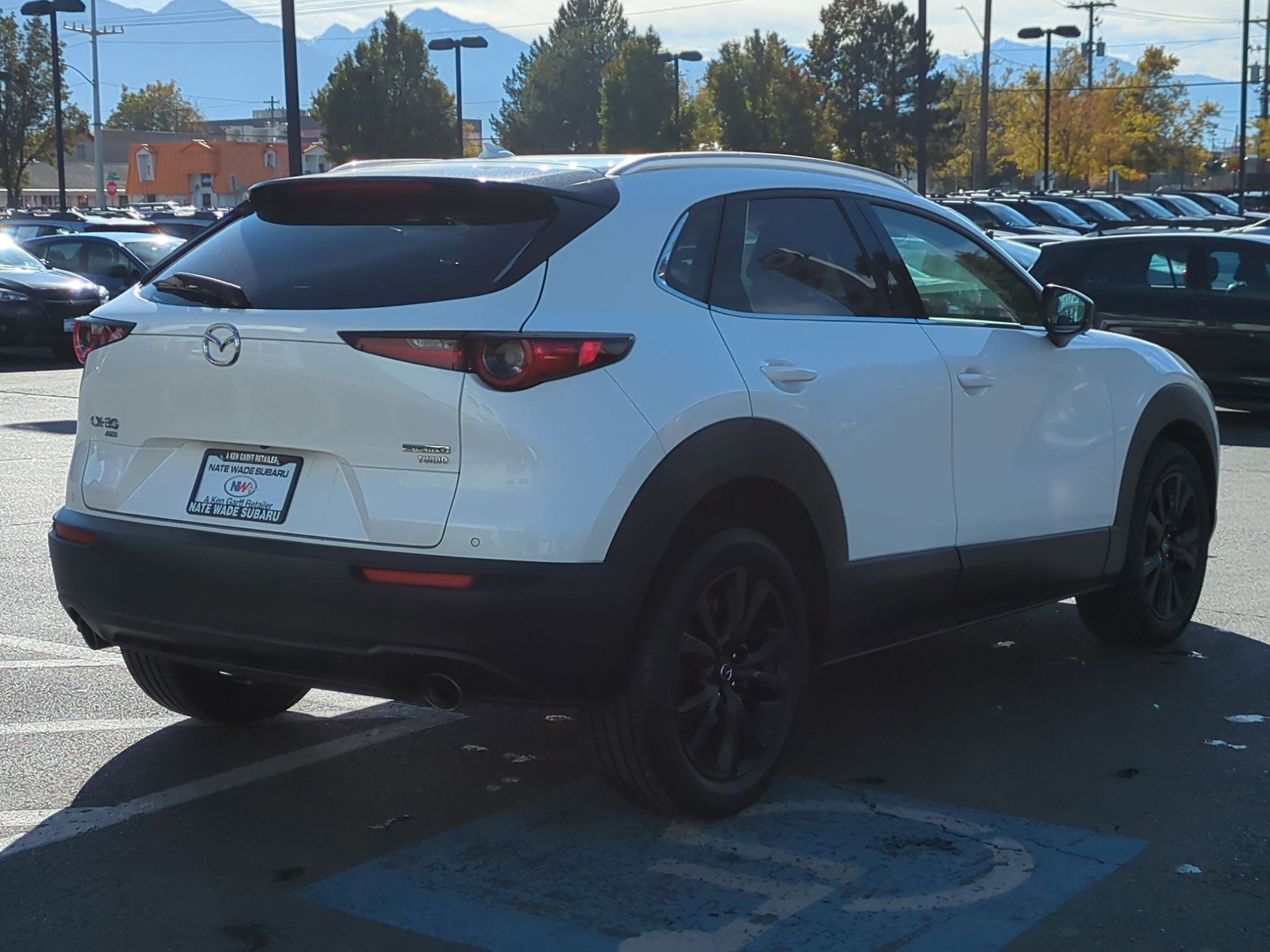 2022 Mazda CX-30 2.5 Turbo Premium Plus photo 2