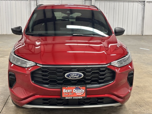 2024 Ford Escape ST-Line photo 2