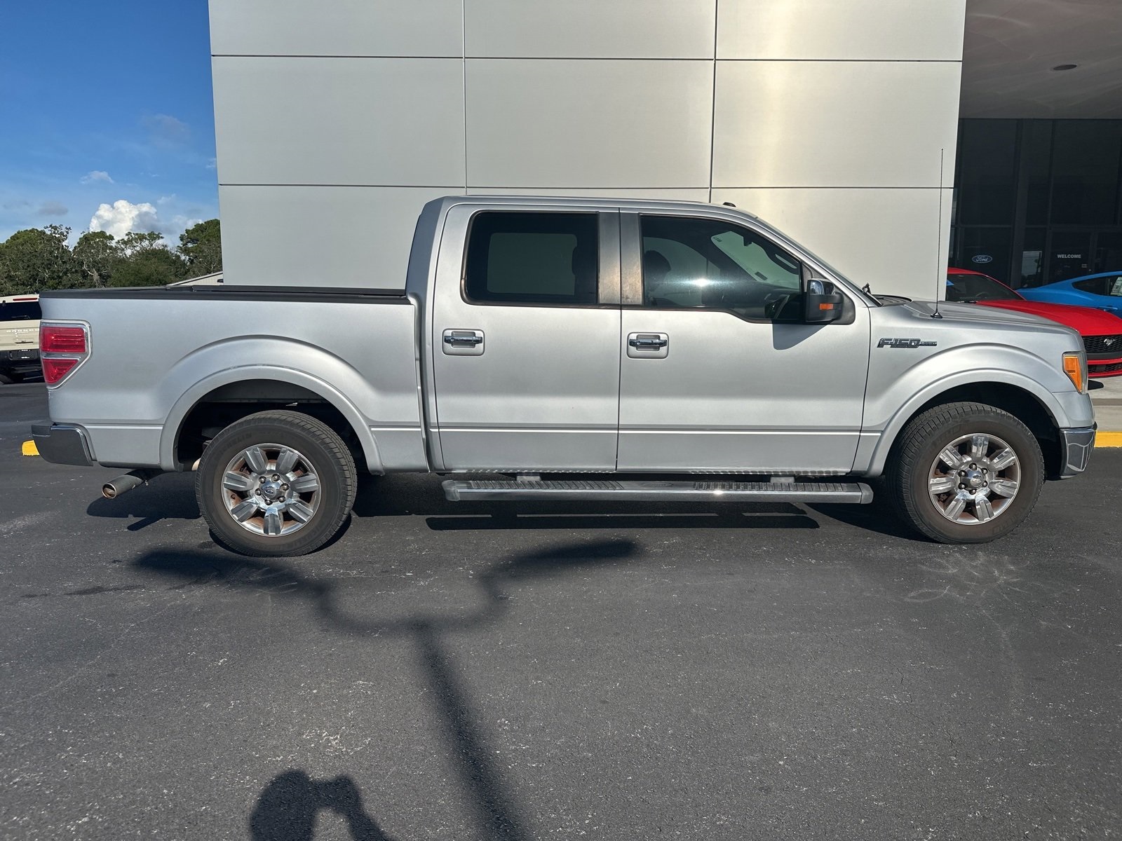 2011 Ford F-150 Lariat photo 3