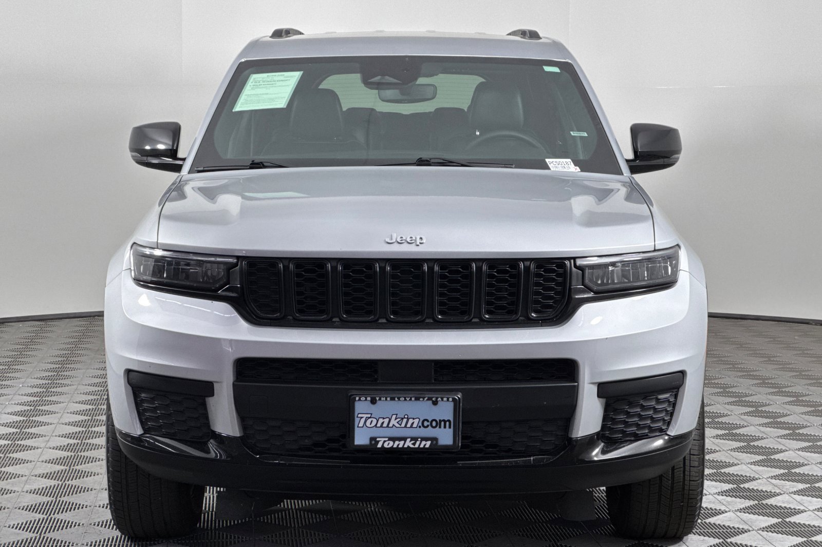 2024 Jeep Grand Cherokee Altitude photo 9
