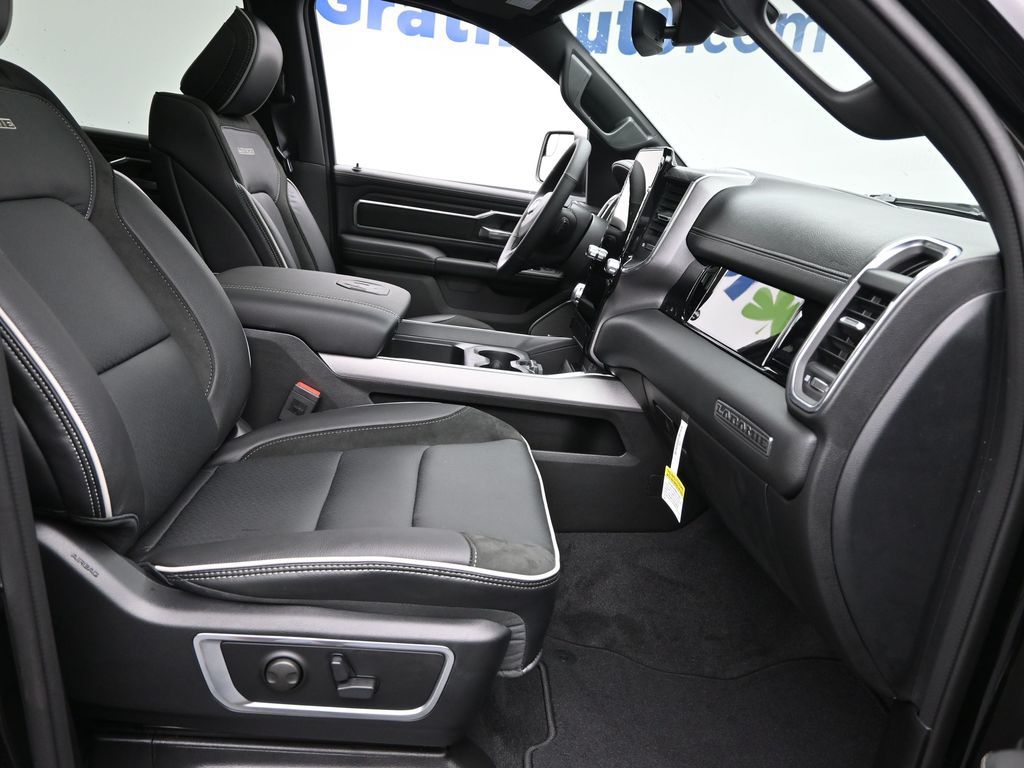 2026 Ram 1500 Laramie photo 5