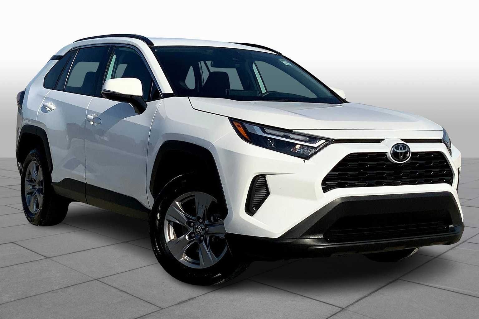 Used 2024 Toyota RAV4 XLE with VIN 2T3W1RFVXRW332597 for sale in Northfield, Minnesota