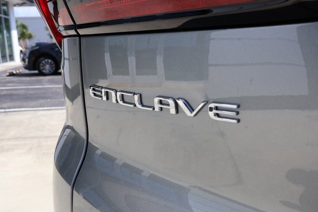 2025 Buick Enclave Sport Touring photo 3