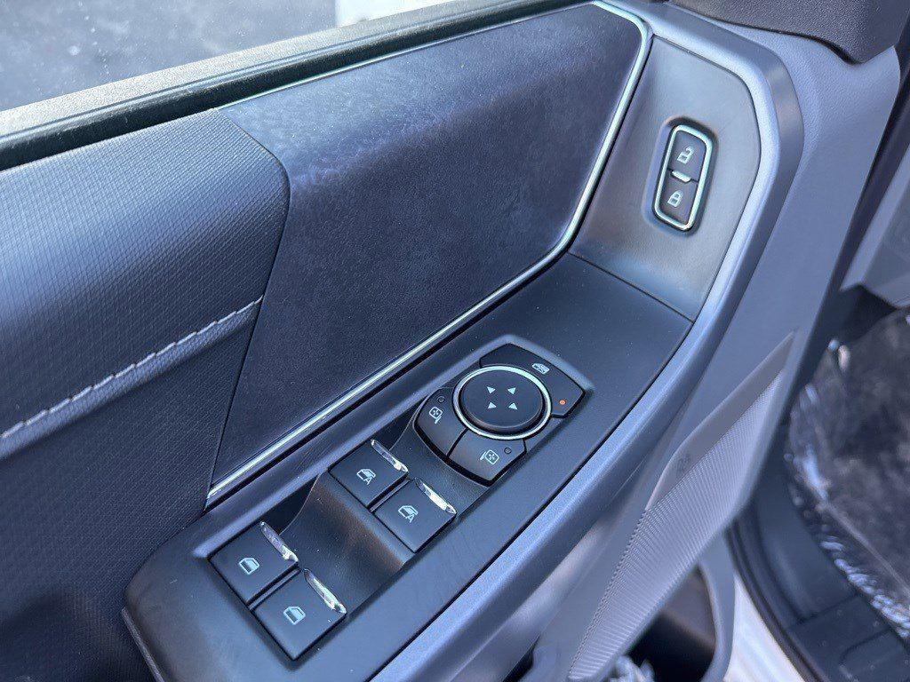 2025 Ford F-150 XLT photo 22