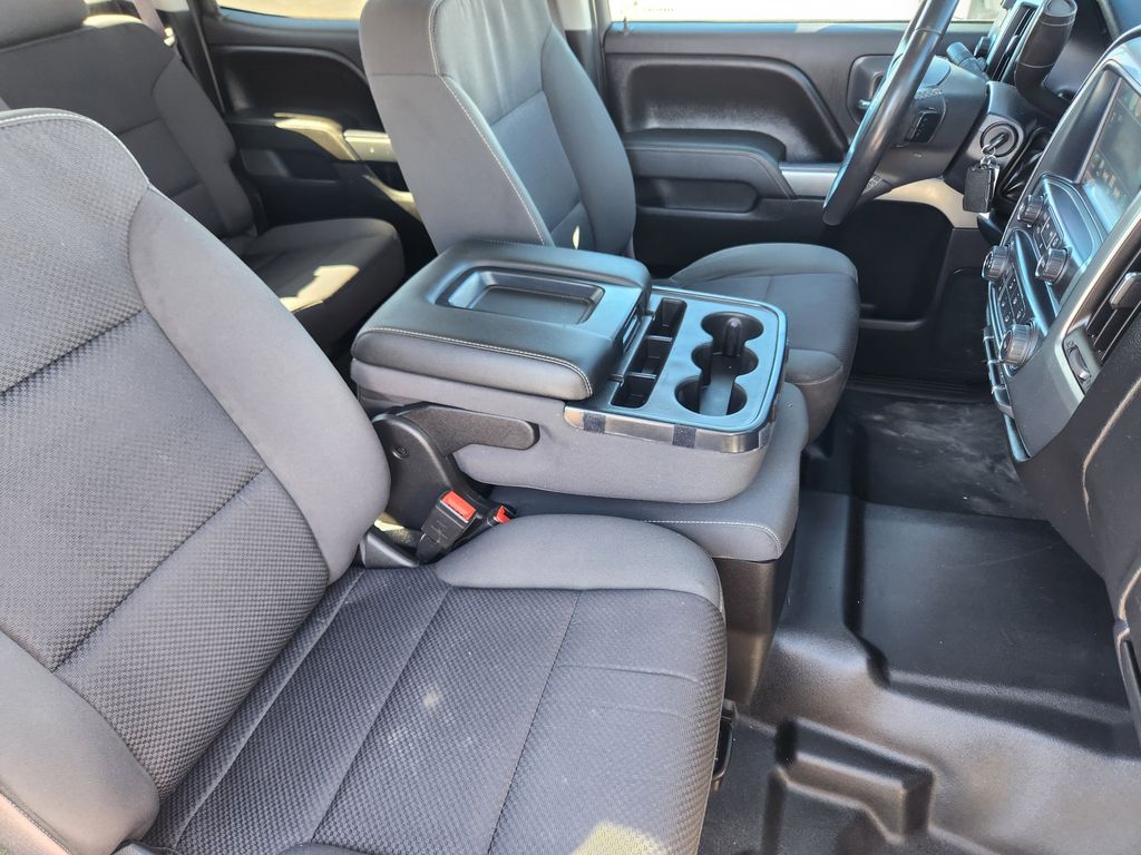 2016 Chevrolet Silverado 3500HD LT photo 18