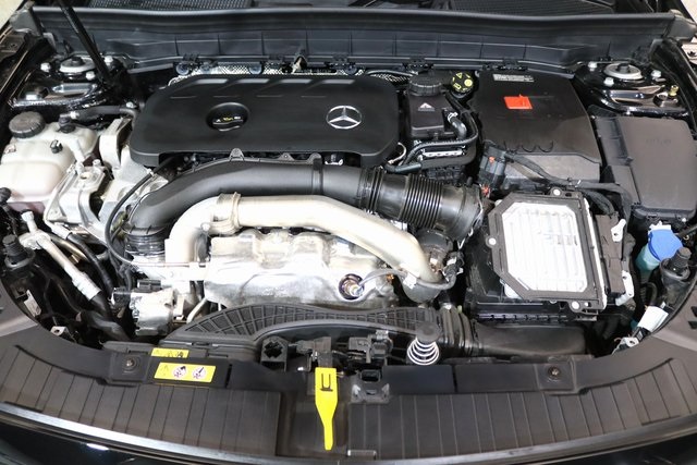 2025 Mercedes Benz GLB 250 4MATIC photo 32