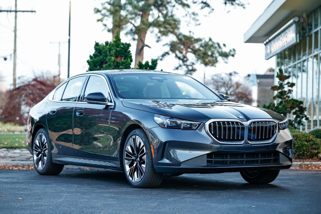 2026 BMW 5 Series 530i's photo