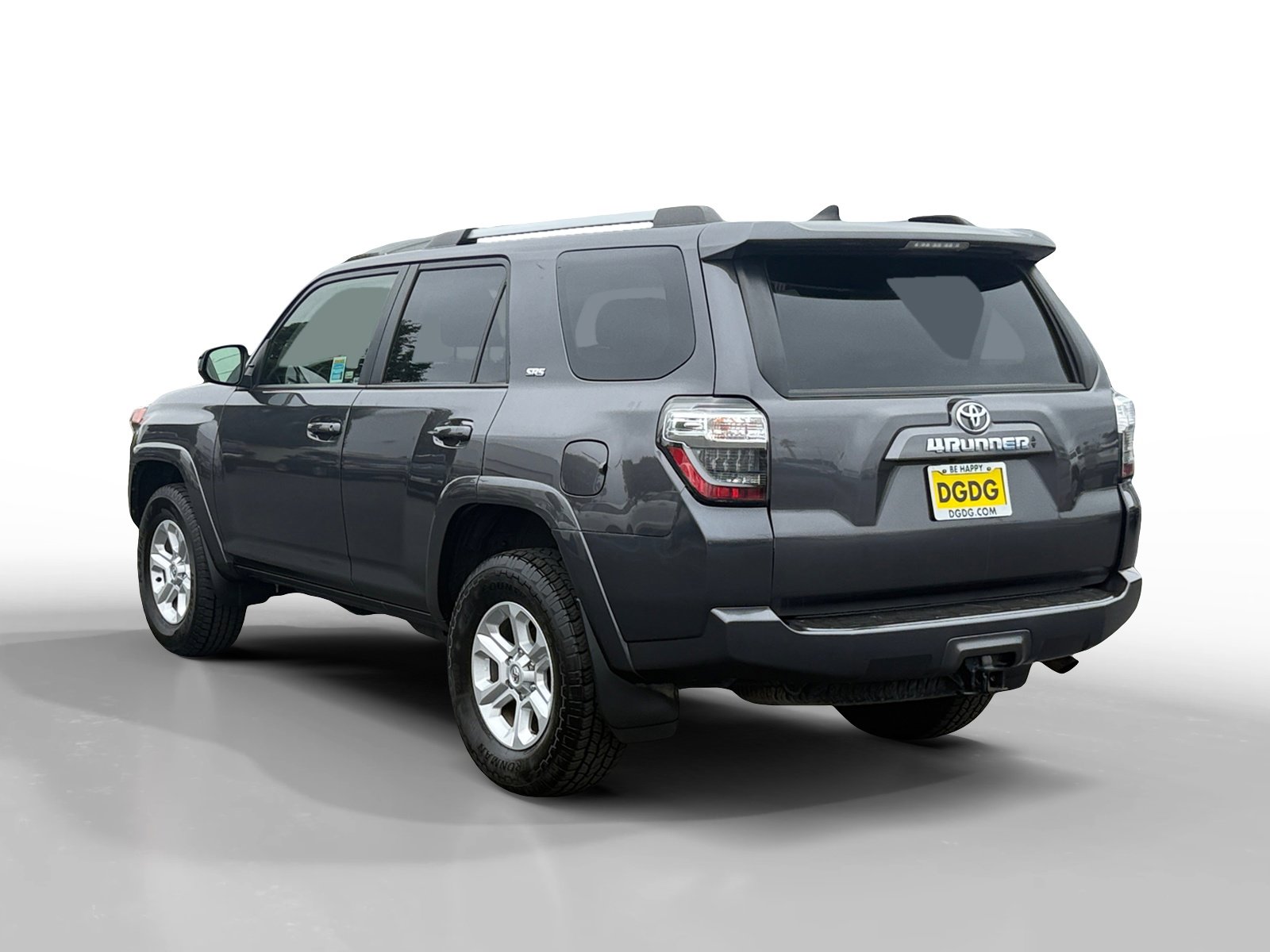 2023 Toyota 4Runner SR5 photo 3