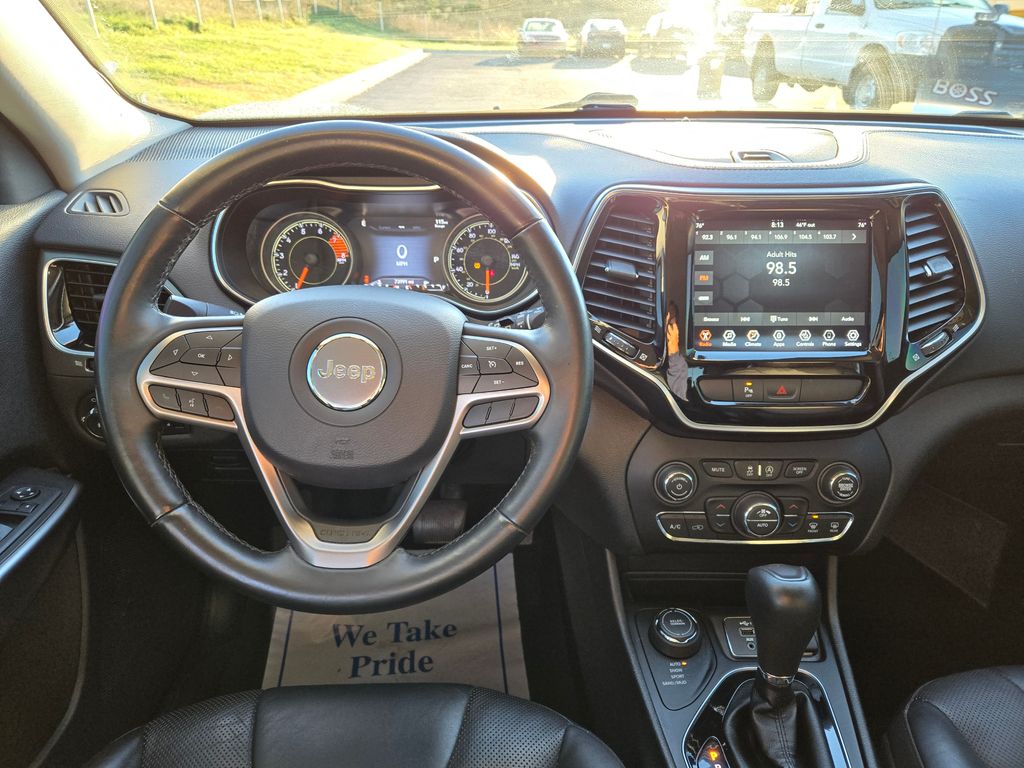 2019 Jeep Cherokee Limited photo 15