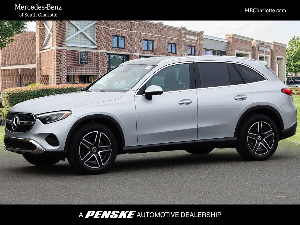2026 Mercedes-Benz GLC Base's photo