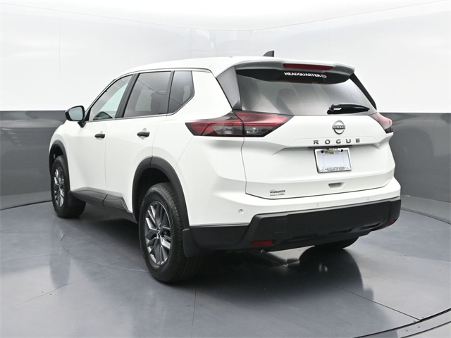 2026 Nissan Rogue S photo 4