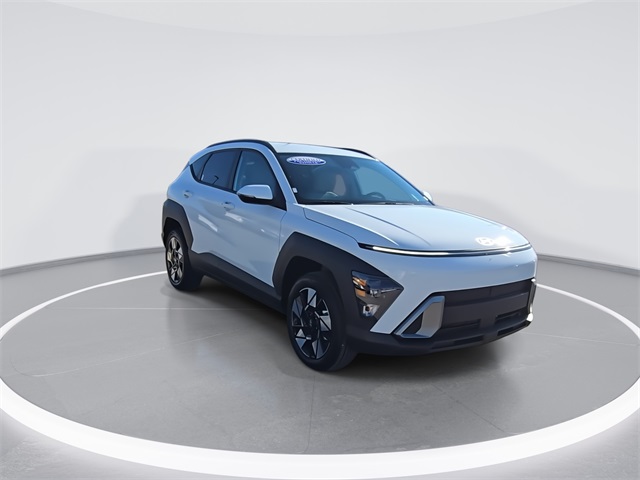 2025 Hyundai Kona SEL photo 2